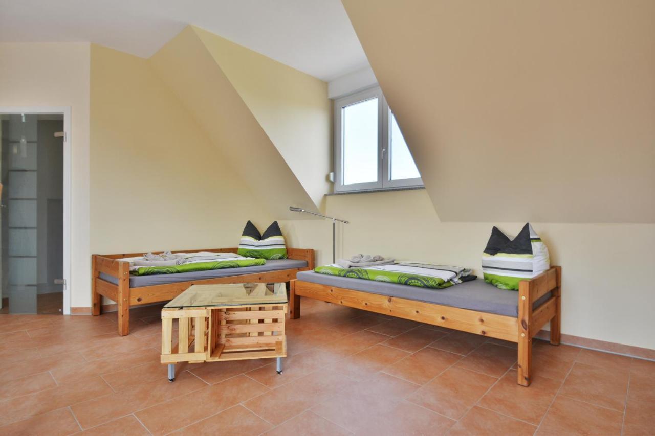 Rieslingstube Bei Britta & Joachim Apartment Undenheim Exterior photo